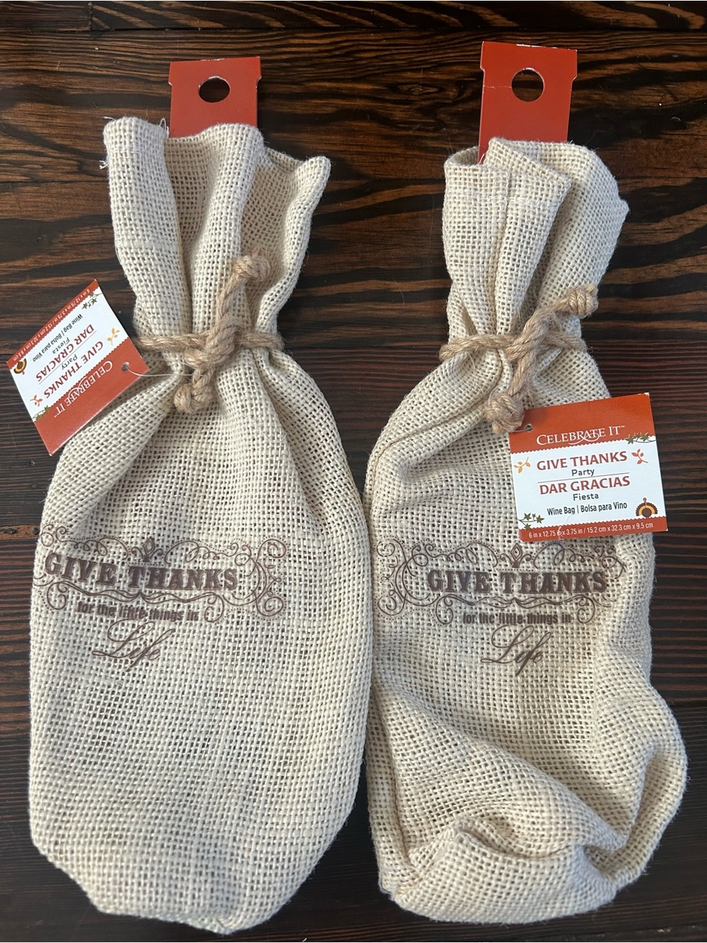 NEW Thanksgiving Friendsgiving wine bags reusable wine totes - set of 2 burlap